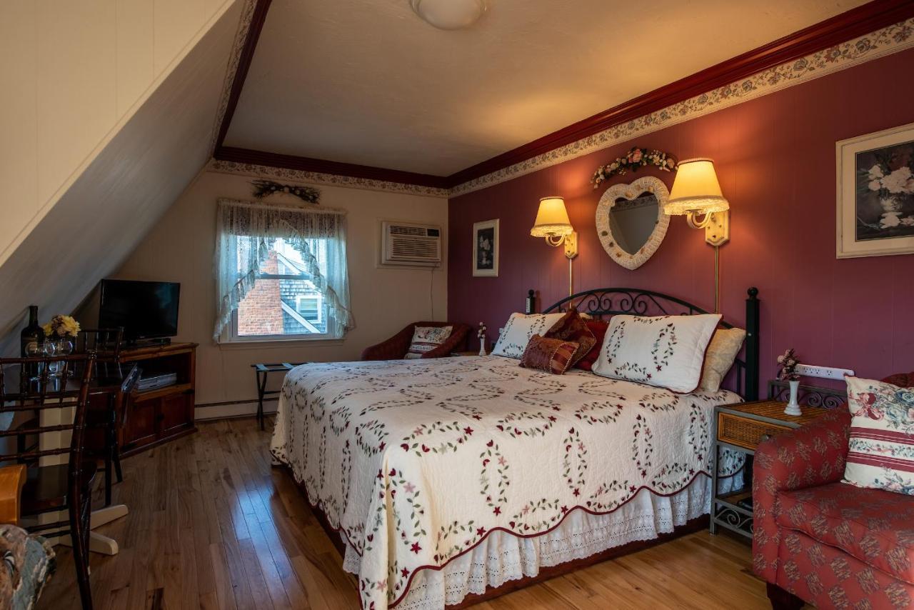 A Cape Cod Ocean Manor Inn Hyannis Buitenkant foto